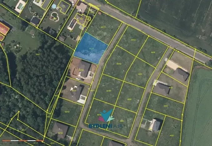 Prodej pozemku pro bydlení, Modlany, 931 m2