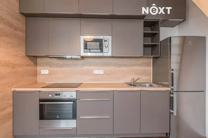 Pronájem bytu 2+kk, Praha - Radotín, Vindyšova, 63 m2