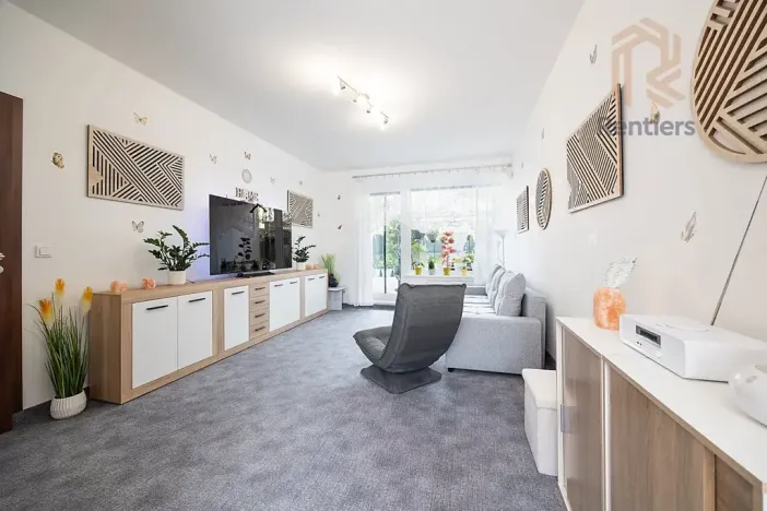 Prodej bytu 2+kk, Praha - Horní Měcholupy, Hornoměcholupská, 54 m2