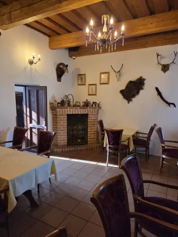 Pronájem restaurace, Železná Ruda, Klostermannovo náměstí, 120 m2