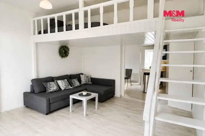 Pronájem bytu 3+1, Karlovy Vary, Libušina, 67 m2