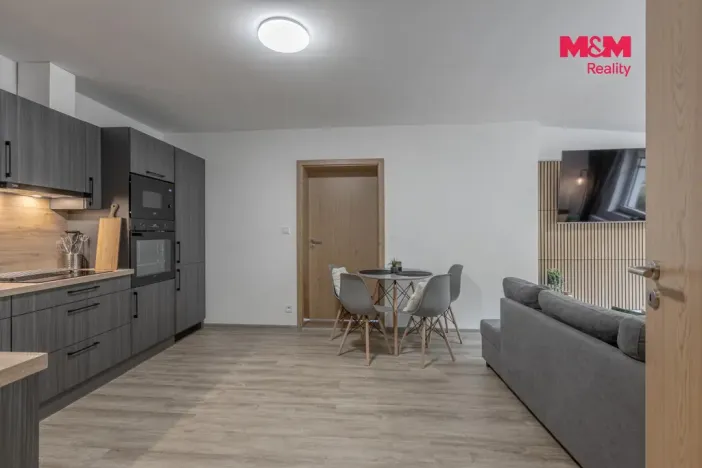 Prodej bytu 3+kk, Vimperk - Vimperk II, Jirchářská, 78 m2
