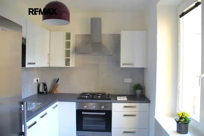 Pronájem bytu 2+1, Praha - Vinohrady, Vinohradská, 52 m2
