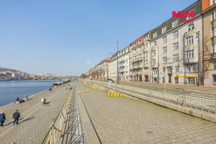 Pronájem bytu 3+1, Praha - Nové Město, Rašínovo nábřeží, 101 m2