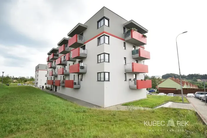 Pronájem bytu 1+kk, Tábor, U Areálu, 31 m2
