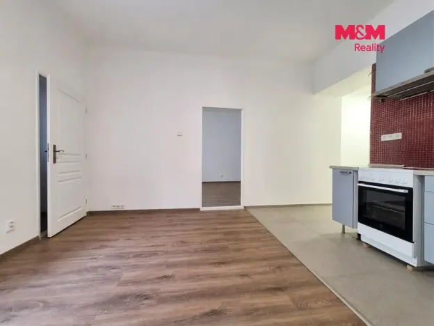Pronájem bytu 2+kk, Praha - Vršovice, Bulharská, 48 m2