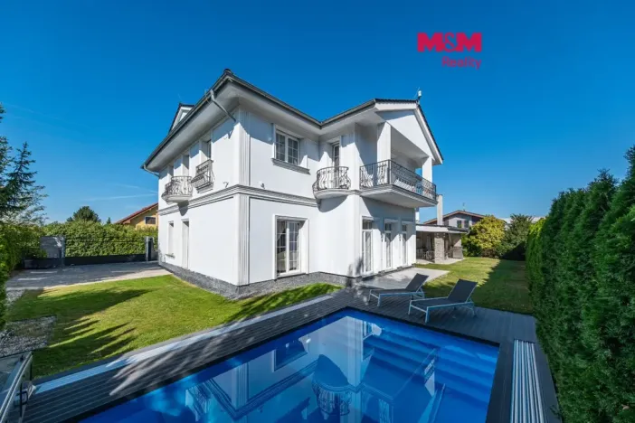 Prodej kanceláře, Šestajovice, U Váhy, 356 m2