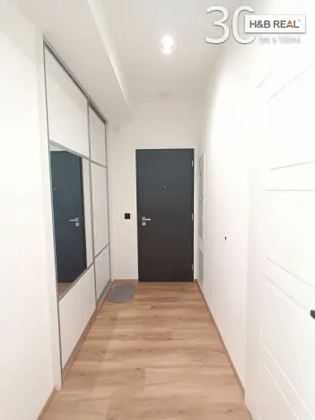 Pronájem kanceláře, Zlín, Rašínova, 58 m2