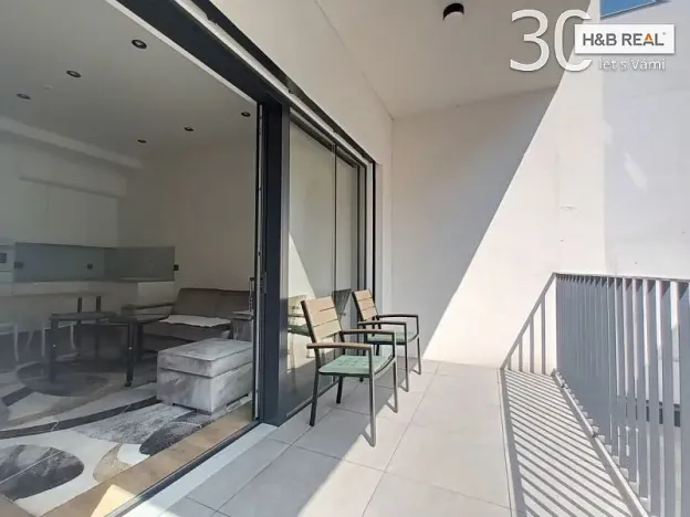 Pronájem kanceláře, Zlín, Rašínova, 58 m2