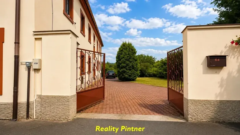 Prodej ubytování, Slapy, 680 m2