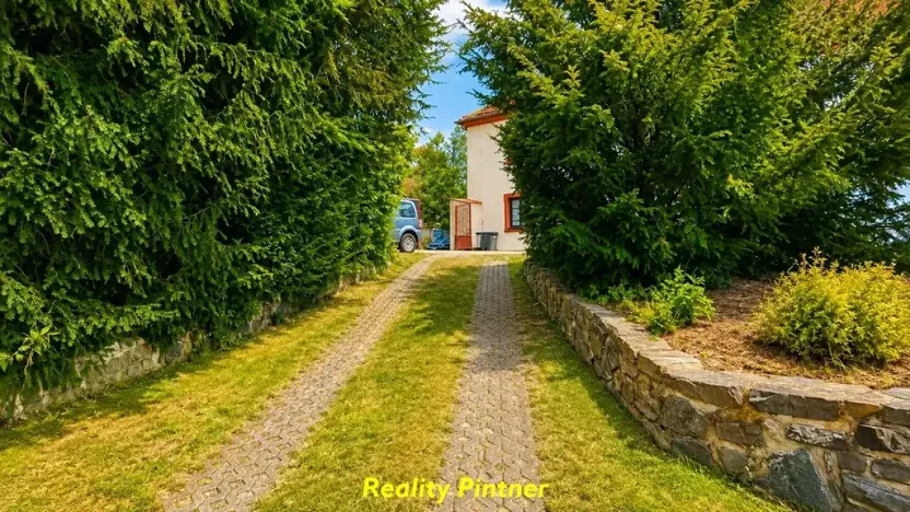 Prodej ubytování, Slapy, 680 m2