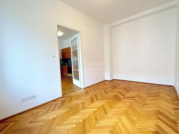 Pronájem bytu 2+kk, Praha - Holešovice, Dobrovského, 44 m2
