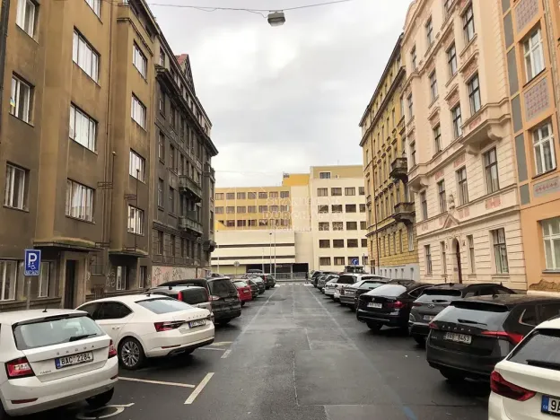 Pronájem bytu 2+kk, Praha - Holešovice, Dobrovského, 44 m2