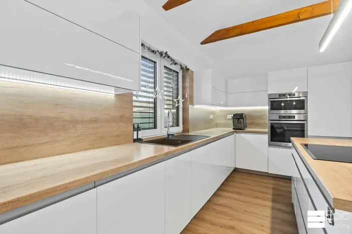 Prodej rodinného domu, Tišice, Na ladech, 116 m2