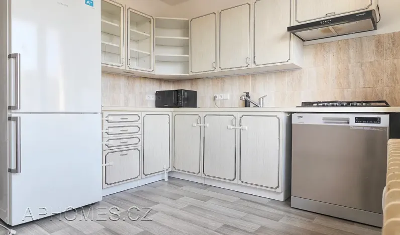 Pronájem bytu 3+1, Praha, Nad Primaskou, 70 m2
