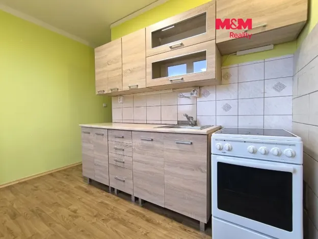 Prodej bytu 2+1, Bušanovice - Želibořice, 54 m2
