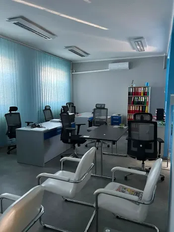 Pronájem kanceláře, Znojmo, Dobšická, 150 m2
