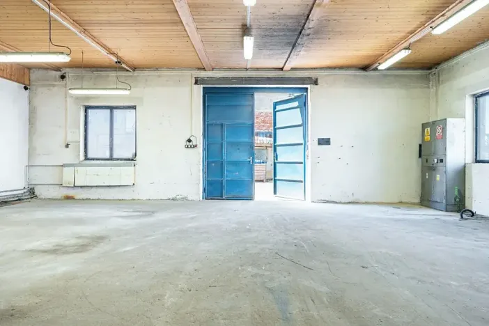 Pronájem skladu, Tetčice, 175 m2