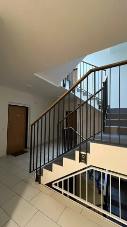 Pronájem bytu 2+kk, Praha - Karlín, Nekvasilova, 67 m2