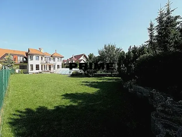 Pronájem rodinného domu, Praha, Na cípu, 440 m2