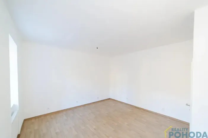 Pronájem bytu 1+kk, Choceň, Peliny, 27 m2