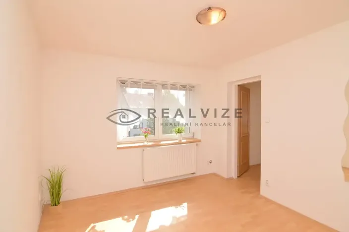 Pronájem bytu 2+kk, České Budějovice, Ledenická, 36 m2