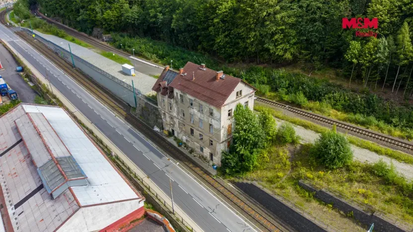 Prodej obchodního prostoru, Jablonec nad Nisou, Liberecká, 511 m2