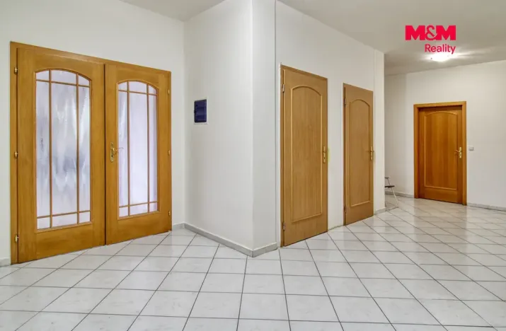 Pronájem rodinného domu, Teplice, Karla IV, 279 m2