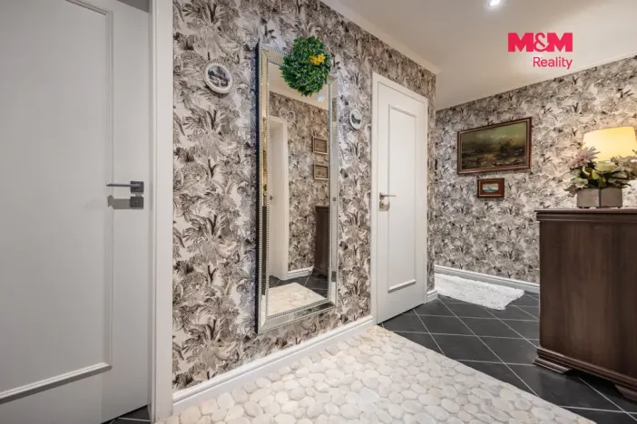 Prodej bytu 3+kk, Praha - Horní Měcholupy, Mantovská, 90 m2