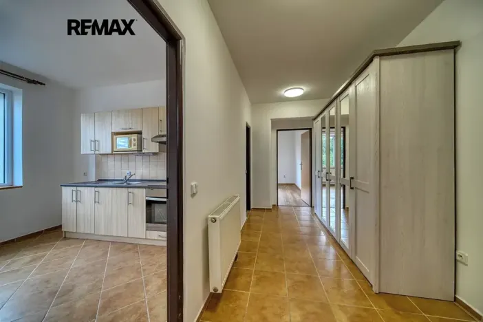 Pronájem bytu 1+1, Poděbrady, Minidova, 47 m2