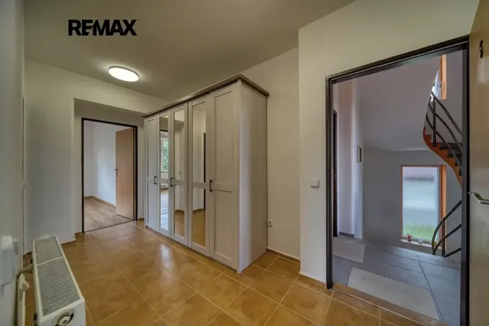 Pronájem bytu 1+1, Poděbrady, Minidova, 47 m2