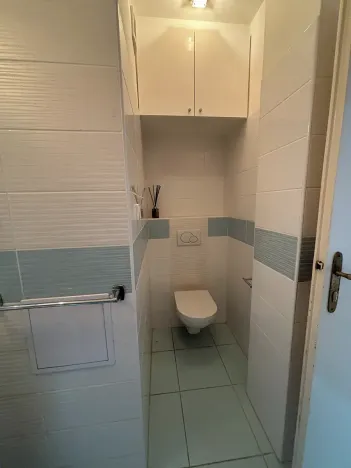 Pronájem bytu 2+kk, Praha - Vinohrady, V Horní Stromce, 47 m2