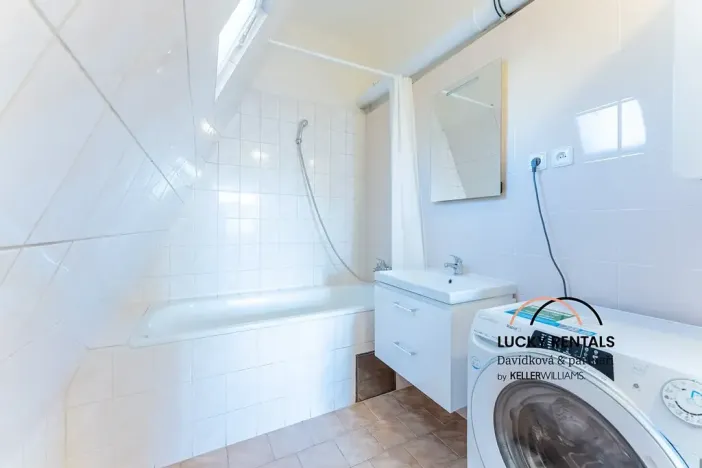Pronájem bytu 2+1, Praha - Staré Město, Havelská, 65 m2