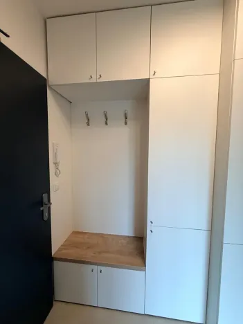 Prodej ubytování, Praha - Hlubočepy, Divíškové, 37 m2