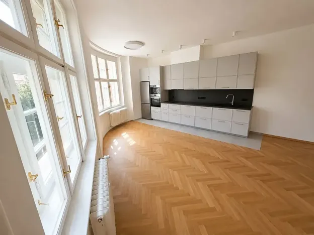 Pronájem bytu 3+kk, Praha - Bubeneč, Na hutích, 83 m2