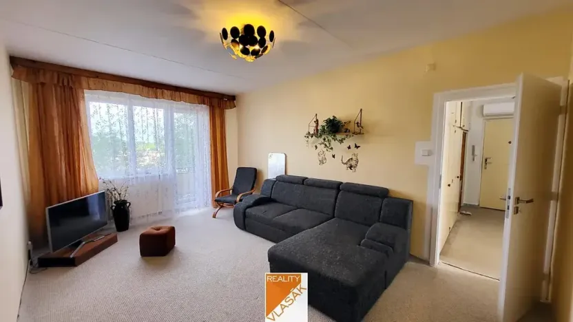 Pronájem bytu 2+1, Kadaň, Chomutovská, 56 m2