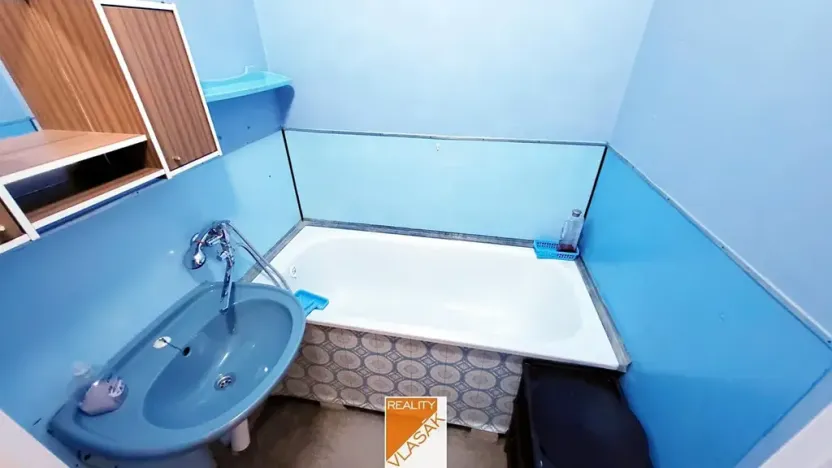 Pronájem bytu 2+1, Kadaň, Chomutovská, 56 m2