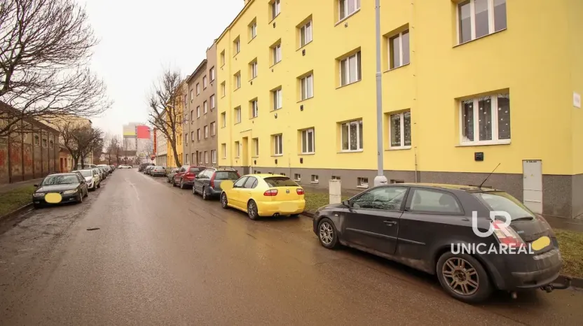 Pronájem bytu 1+1, Brno - Komárov, Komárovská, 39 m2
