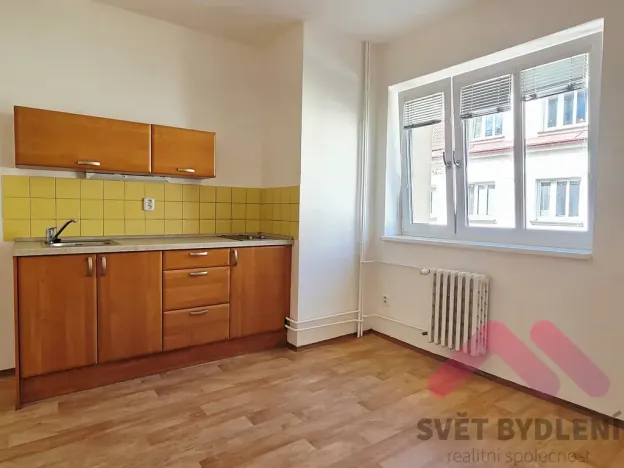 Pronájem bytu 2+kk, Praha - Řepy, Čistovická, 38 m2
