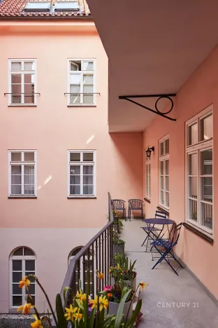 Prodej bytu 2+kk, Praha - Malá Strana, Vlašská, 54 m2