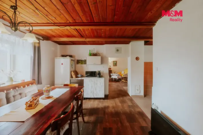 Prodej chalupy, Kadov - Lnářský Málkov, 250 m2