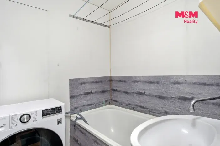 Pronájem bytu 2+1, Bílina, Sídliště Za Chlumem, 60 m2
