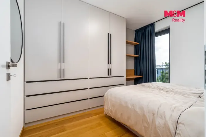 Prodej bytu 2+kk, Hradec Králové - Pražské Předměstí, Gočárova třída, 48 m2