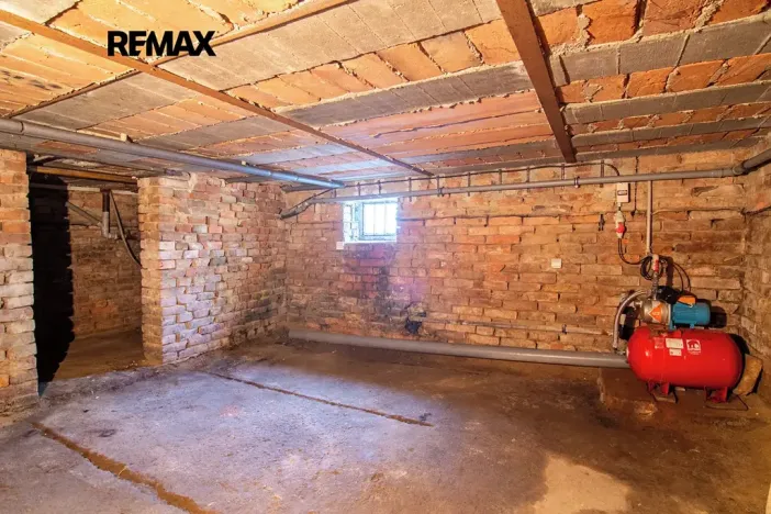 Prodej rodinného domu, Velké Bílovice, 180 m2