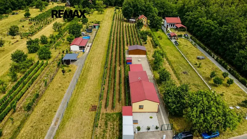 Prodej zahrady, Břeclav, 1560 m2
