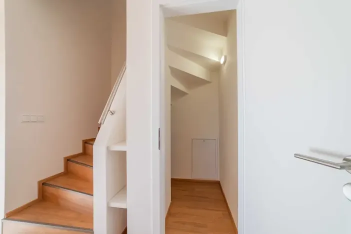 Prodej bytu 4+kk, Mořina, 106 m2