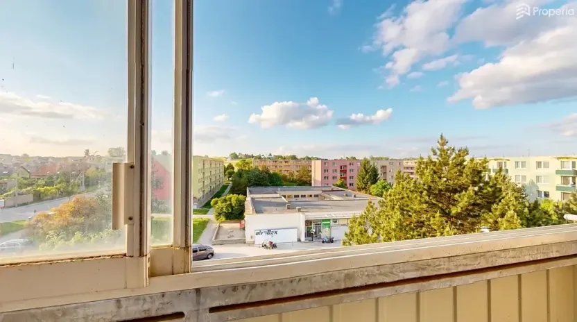 Prodej bytu 3+1, Hrušovany u Brna, Sídliště, 73 m2