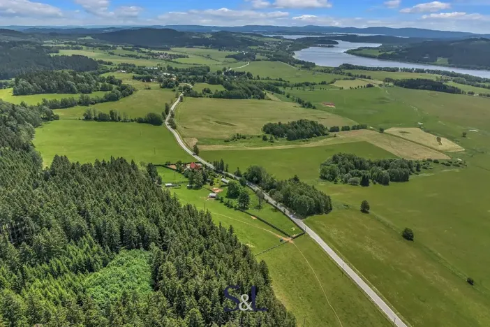 Prodej zemědělské usedlosti, Horní Planá, 200 m2