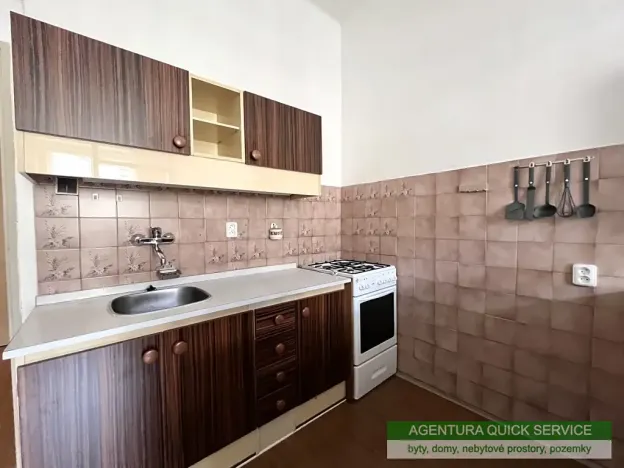 Pronájem bytu 2+kk, Praha - Vinohrady, Rejskova, 50 m2