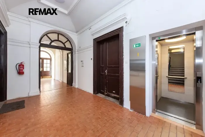 Prodej bytu 2+kk, Praha - Nové Město, Pštrossova, 55 m2